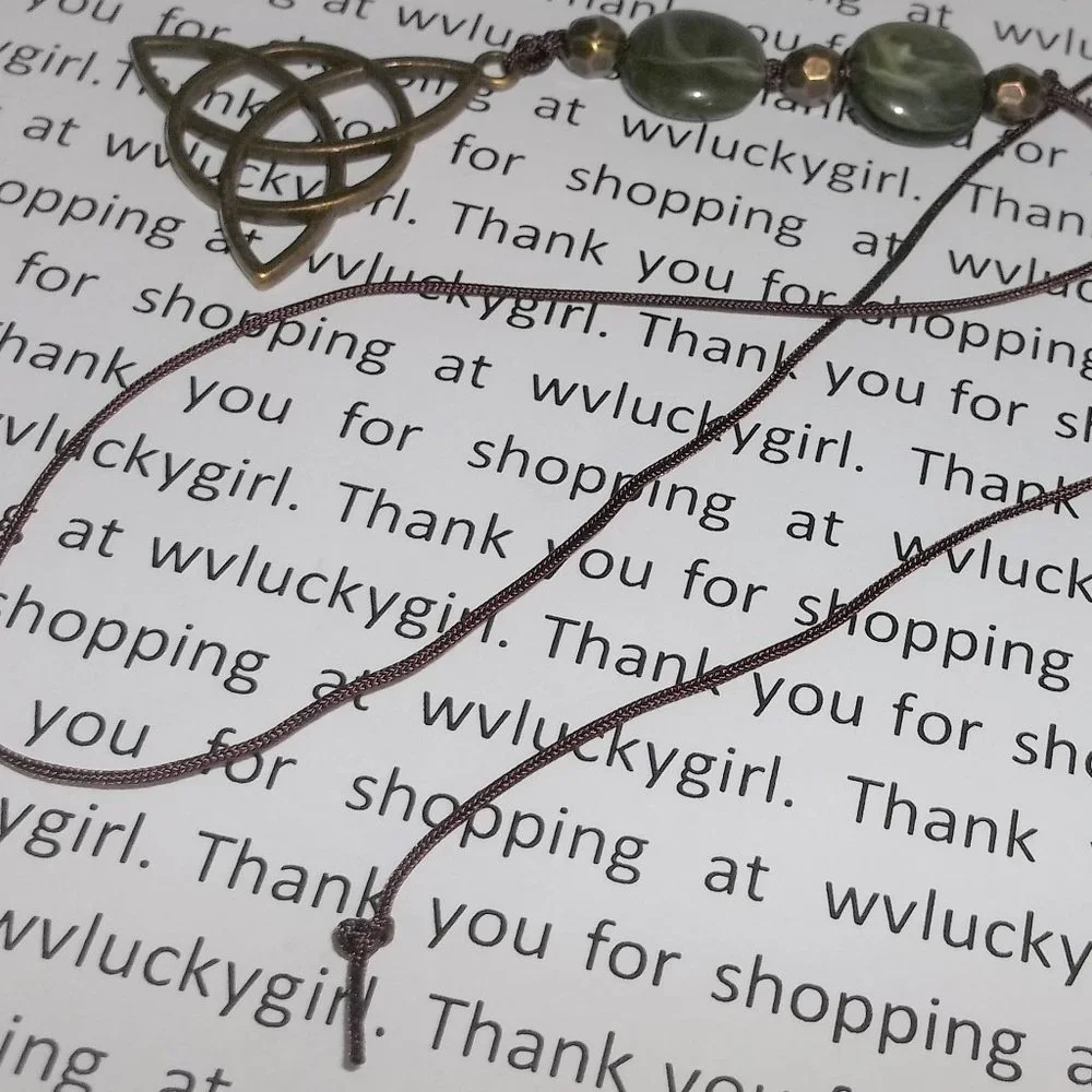 New Bookmark Triquetra Celtic Knot Bronze Green Unisex Gift Idea Bookmarker 8149 - Picture 7 of 10
